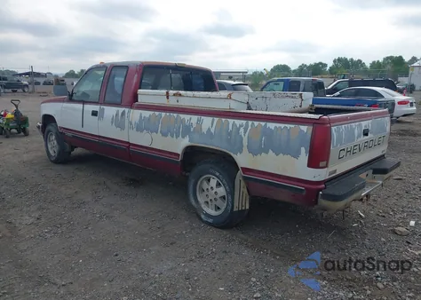 1988 Chevrolet Gmt-400 K1500 z USA, uszkodzony, nr VIN 2GCEK19K6J1225636